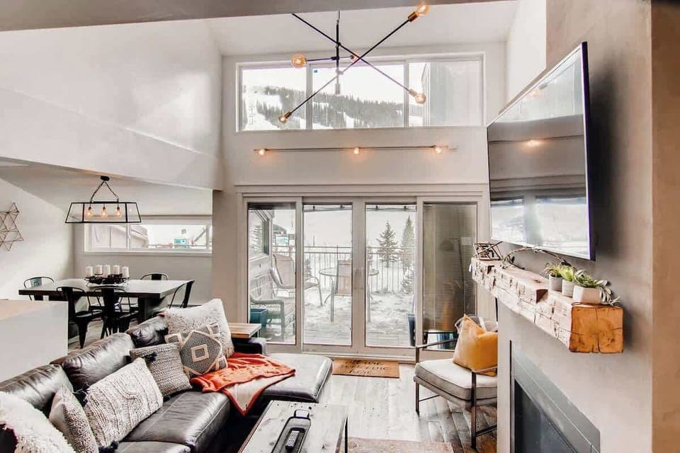 Amazing views of the slopes right out the back.  We are a top floor unit, so you do need to climb steps to get to our entrance.