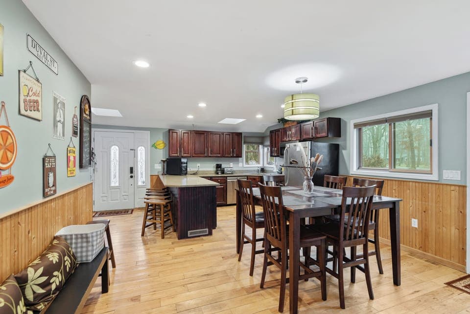 Kitchen/dining area