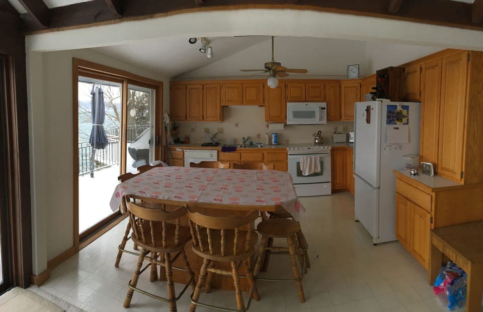 Fully stocked kitchen microwave, plates all pots/pans, keirig, toaster oven.