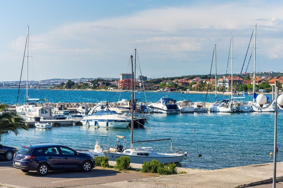 View_water 20 meters away!