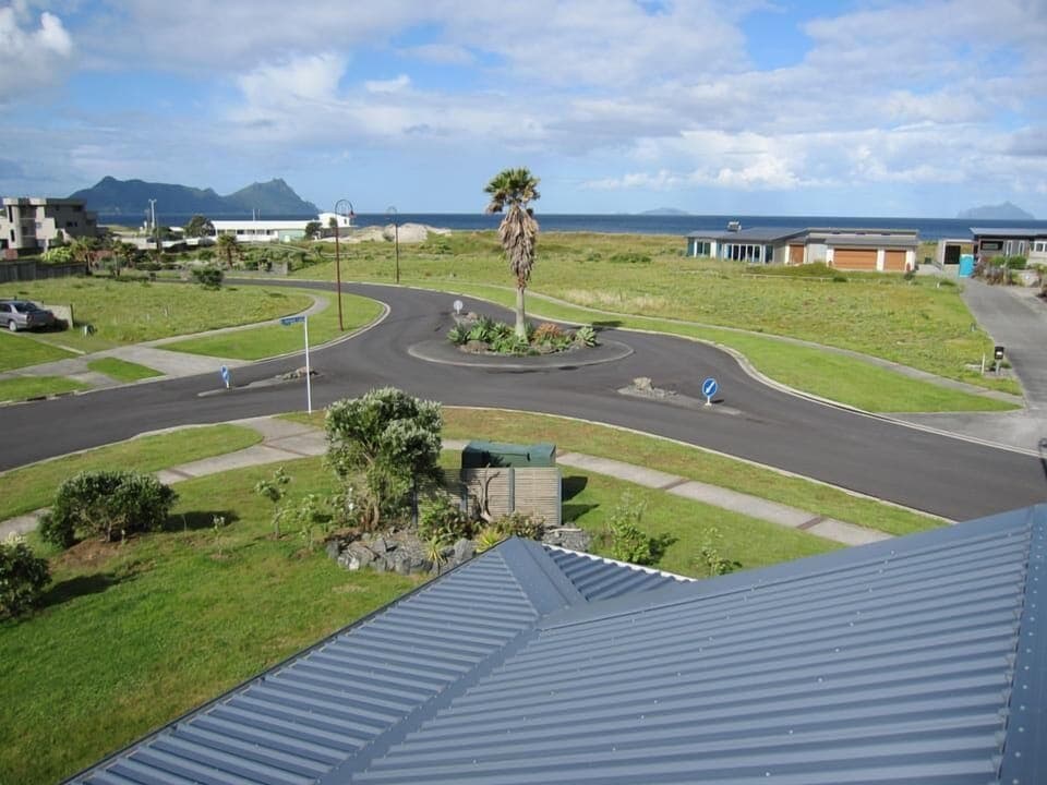 Distance to Beach 100m