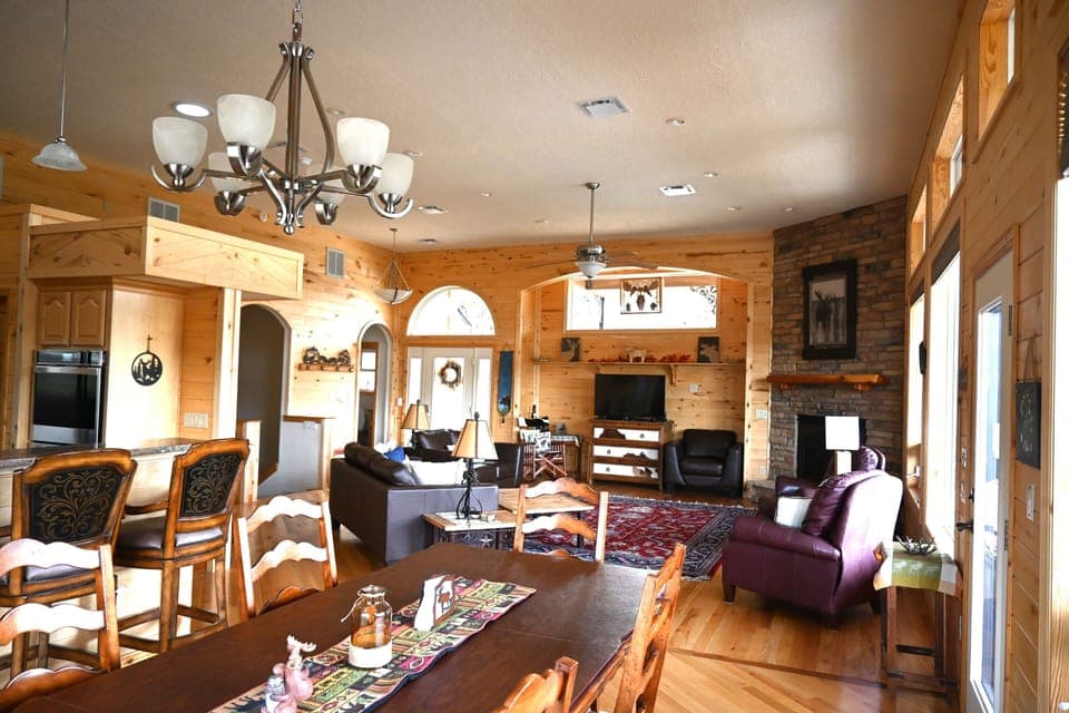 Main level open kitchen, dining and living area. With amazing mountain views.