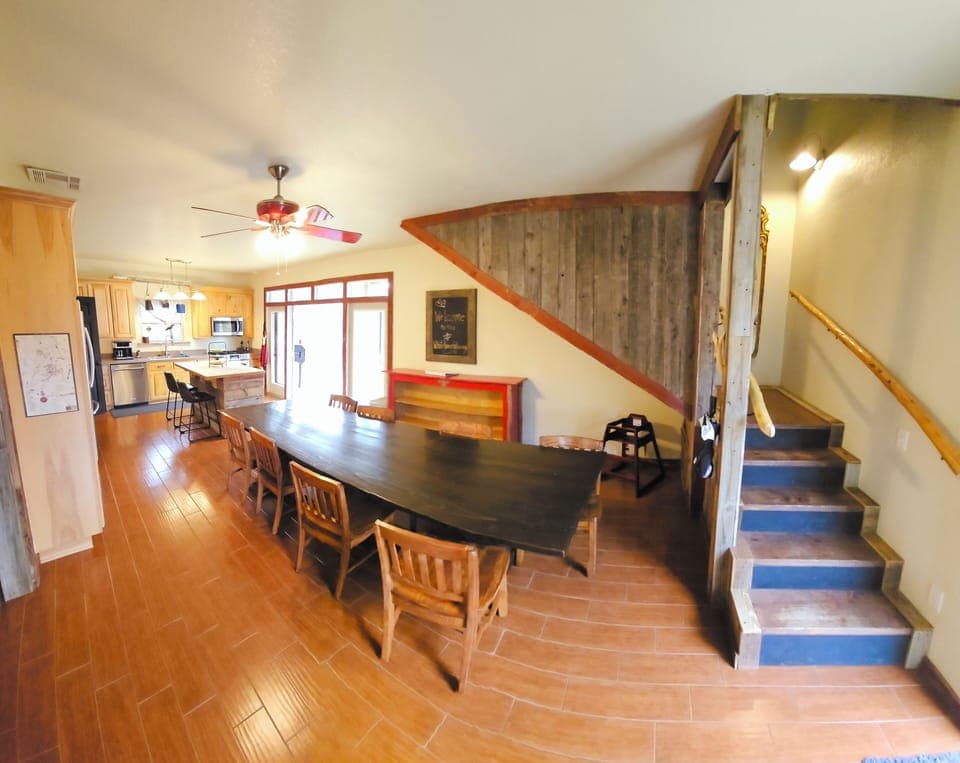 Welcome to the dining room!