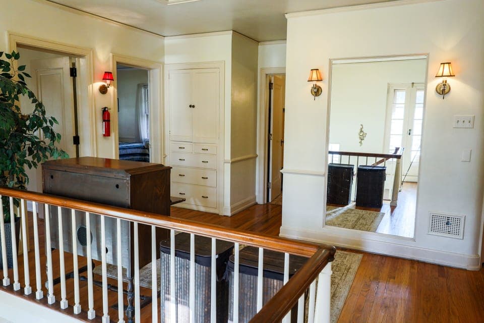 Upstairs hallway landing