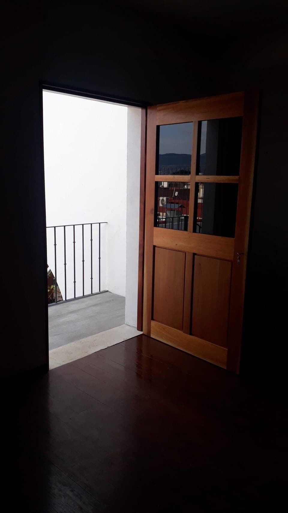 Rear stairs entrance to 2nd floor