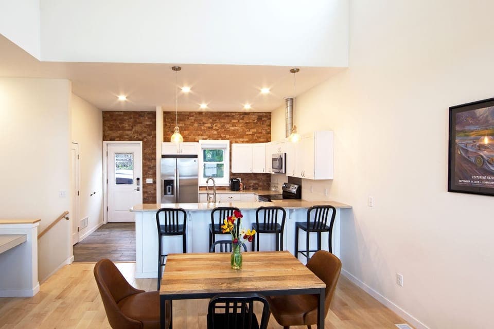 Kitchen, bar and dining