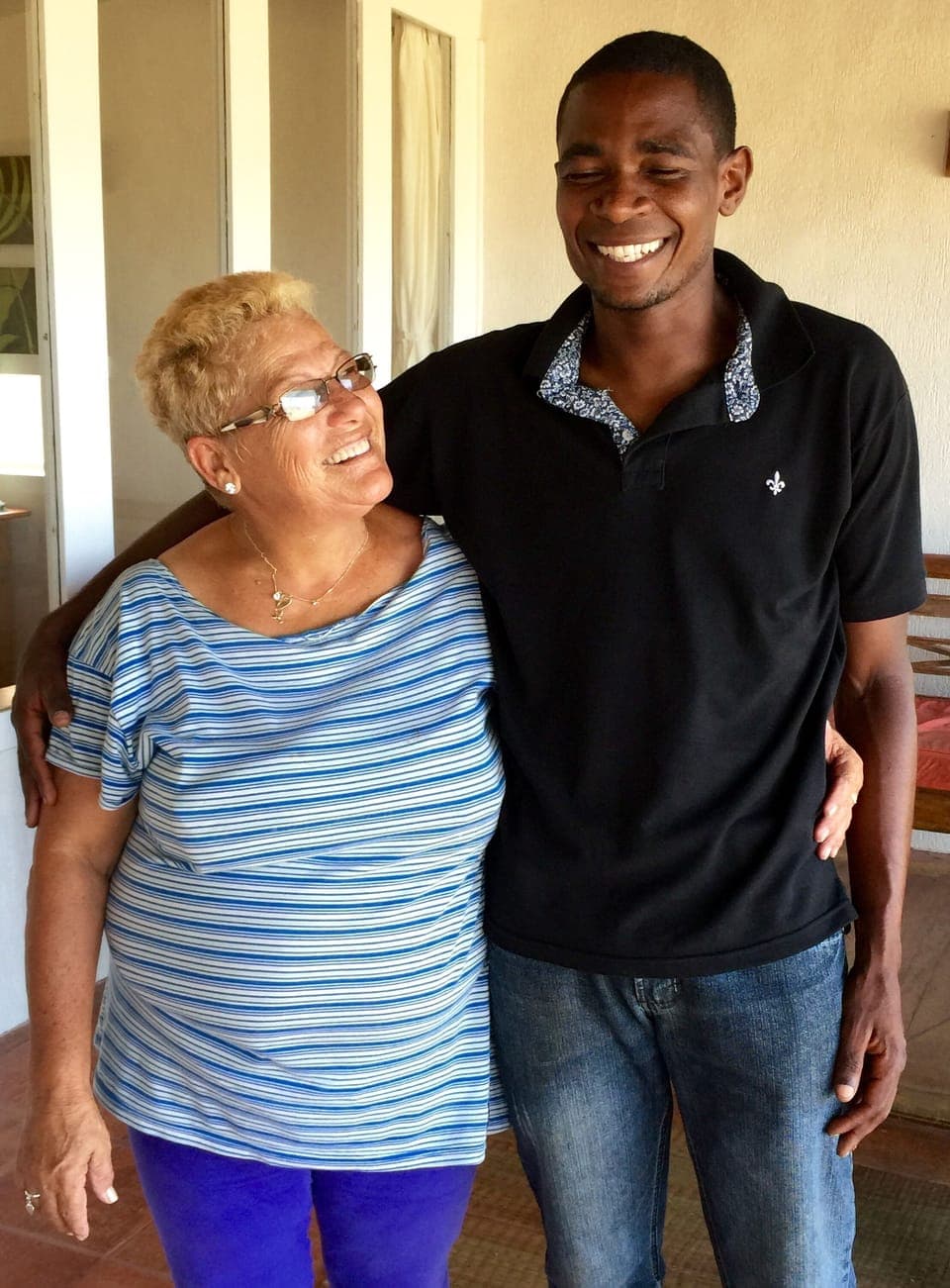 Nossos queridos D. Onelia e Jurandi, sempre pronto a servi-los