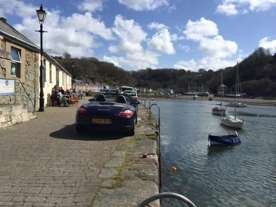 Cafe on the Quay, just 250m from house – great for a quick sandwich/coffee