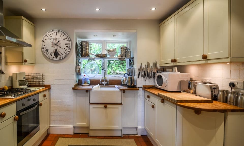 Fully equipped kitchen with everything you need to prepare that special meal