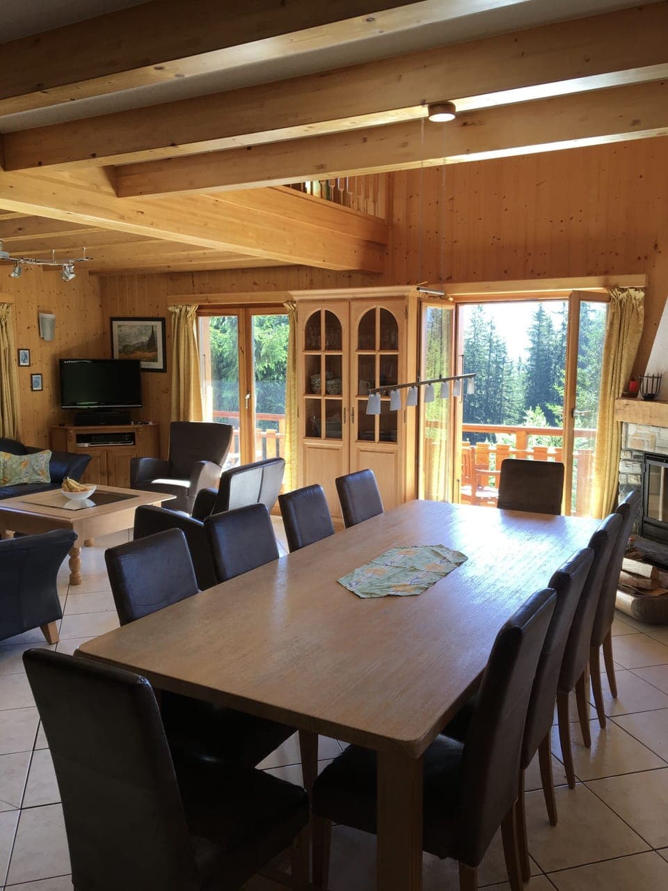 Dining area and lounge