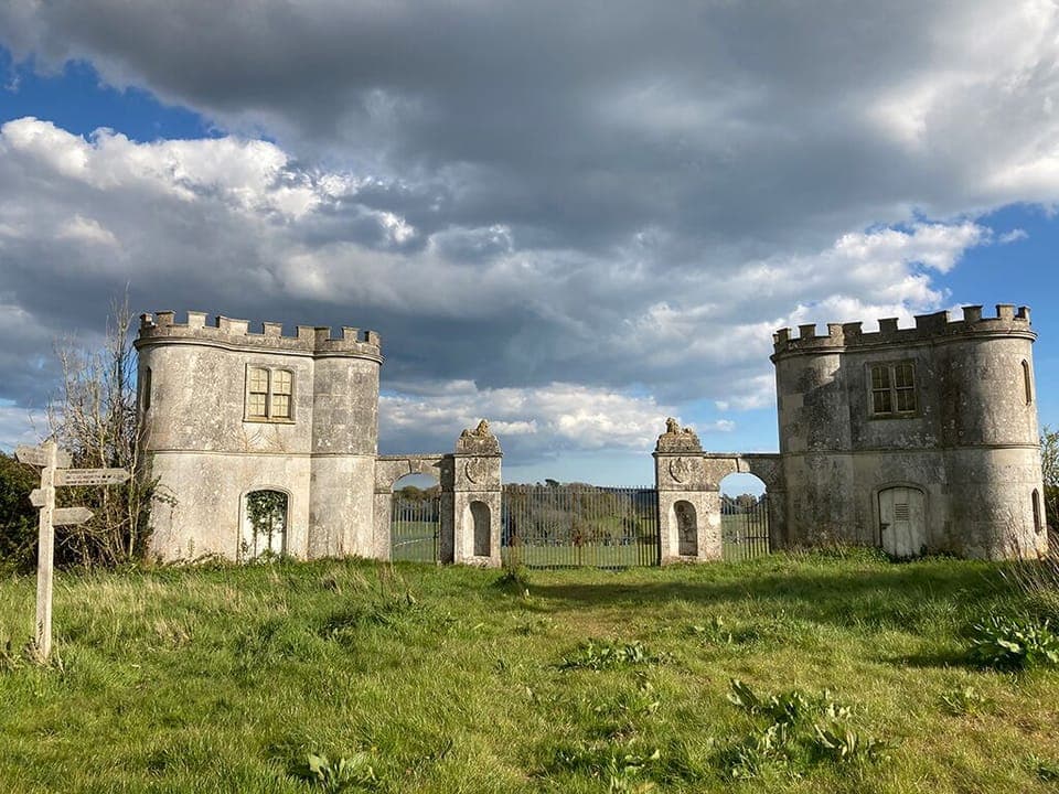 North Lodges – part of the historic wall around the Castle Park built in 1785