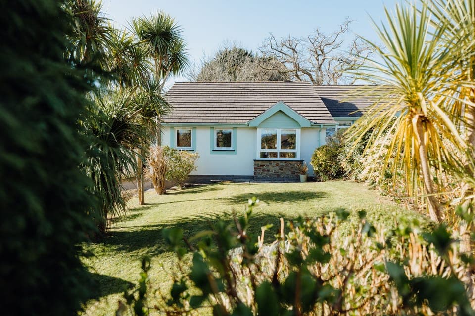 Edith Cottage is situated in a peaceful residential location