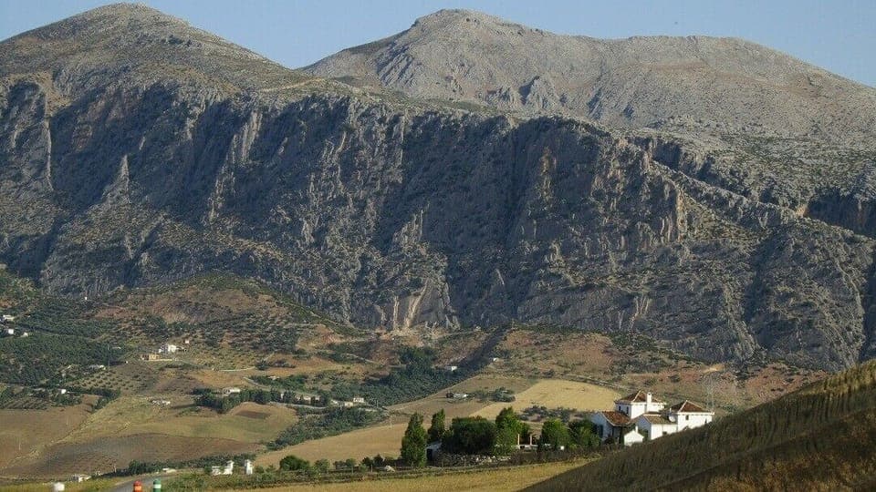 Loma la Parra. Mountain views.