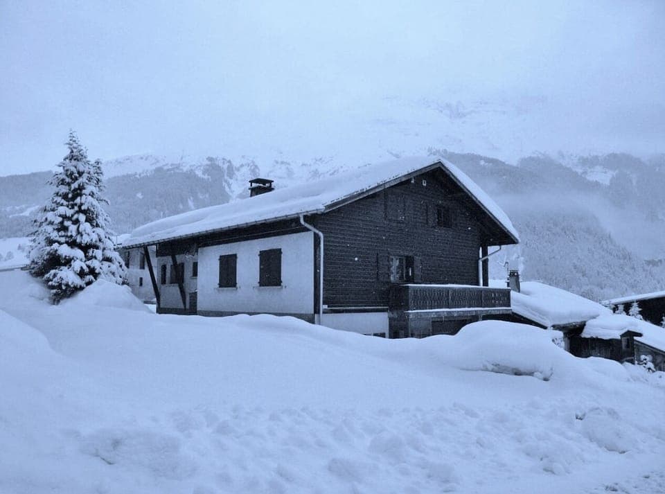 Chalet Mont Blanc - Winter season.
