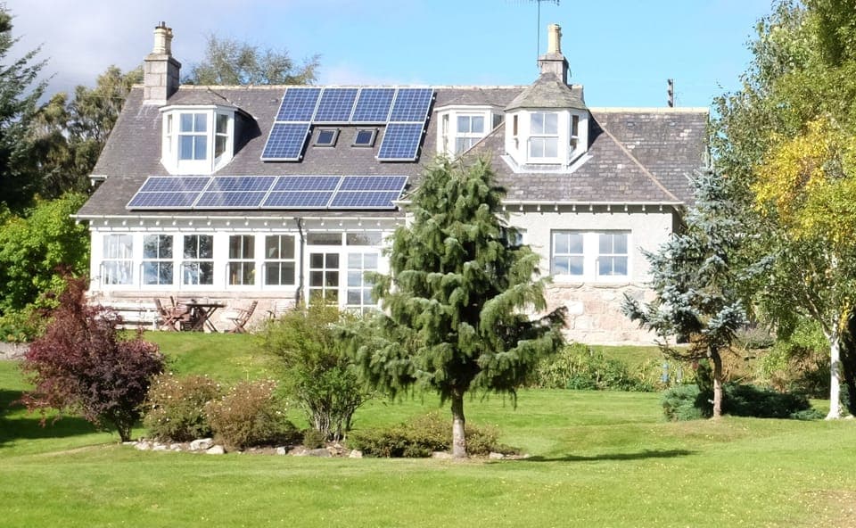 Sunnybrae House and gardens