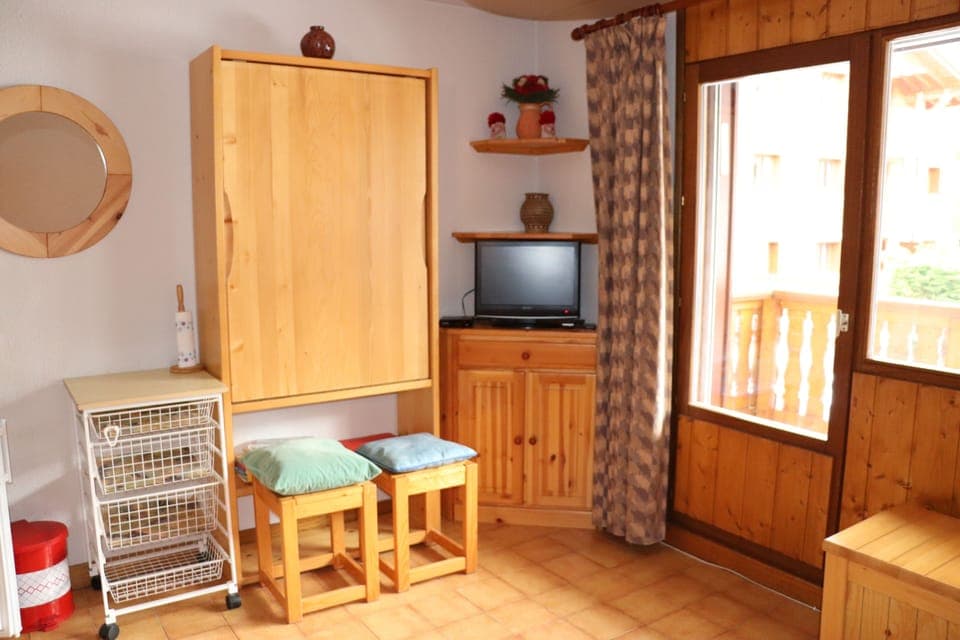 Dining area with fold up table