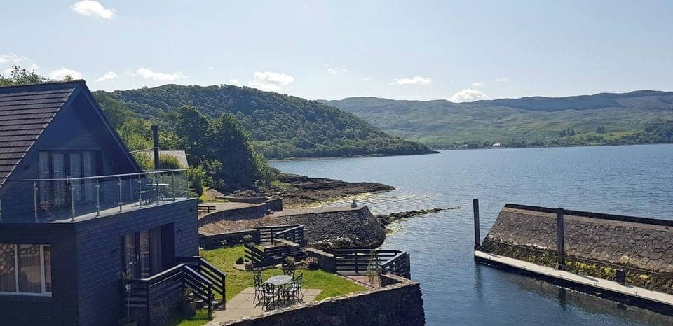 Gardens of the Dockmaster Garden Suite overlooking the Inner Harbour