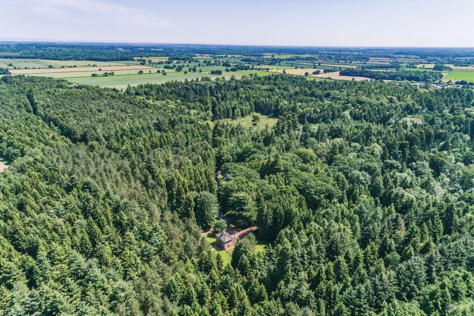 Bear's Cottage: Surrounded by the Norfolk countryside