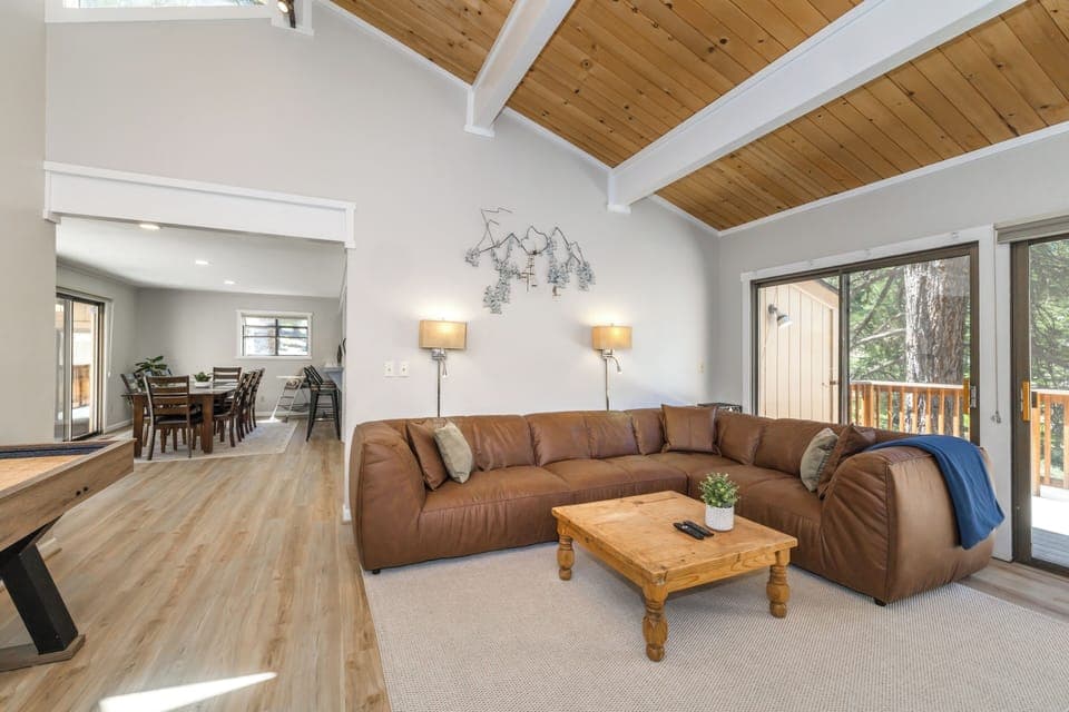 Tahoe Alpenglow Properties - Northstar Caddyshack