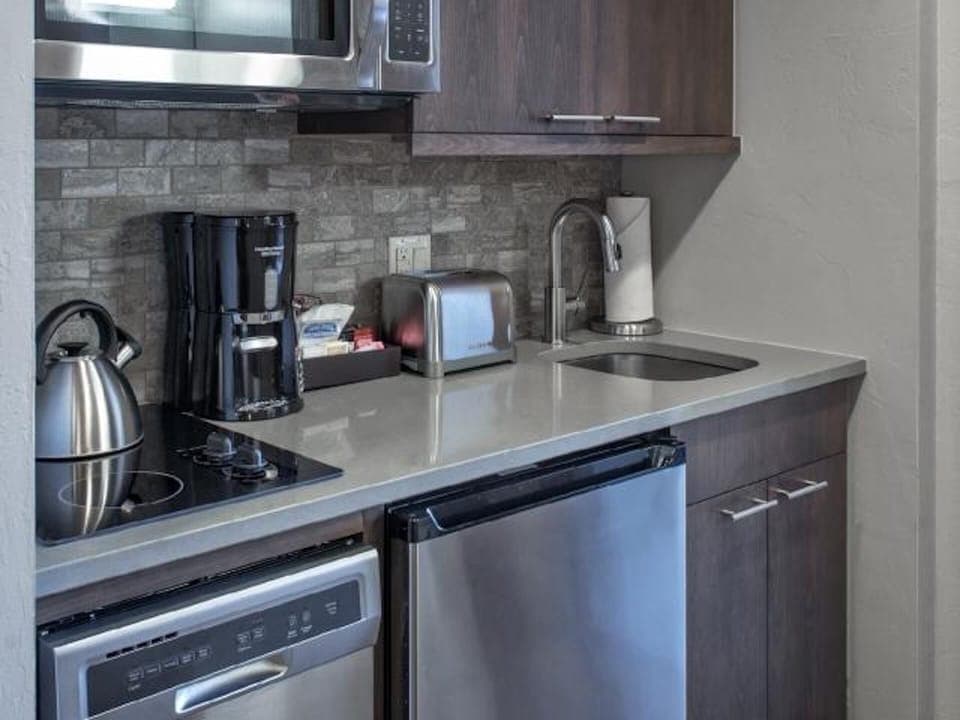 Kitchenette