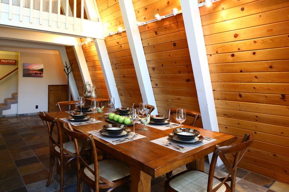 Dining table that can seat 10
