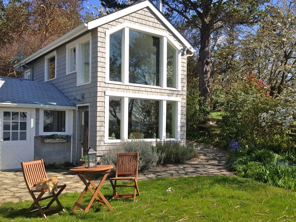 Southern exposure of the loft, toward the water.