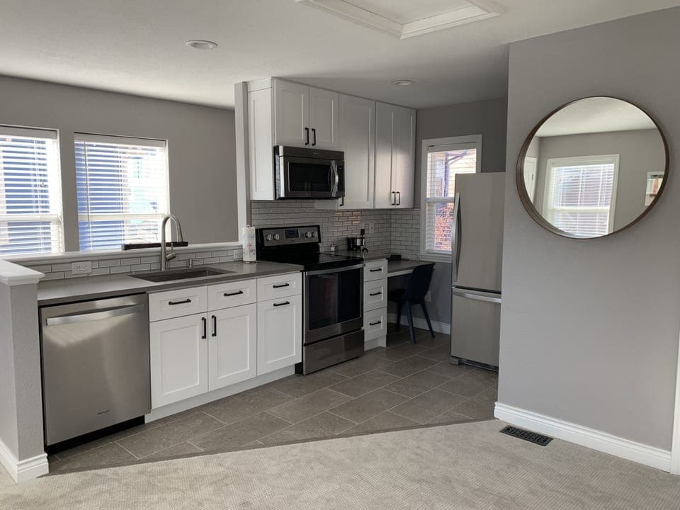 Full kitchen. 