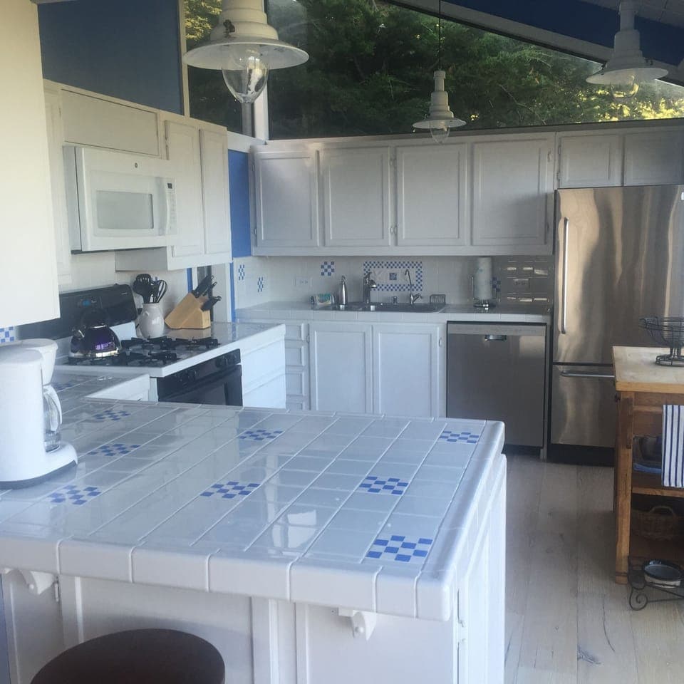 The kitchen is fully equipped. 