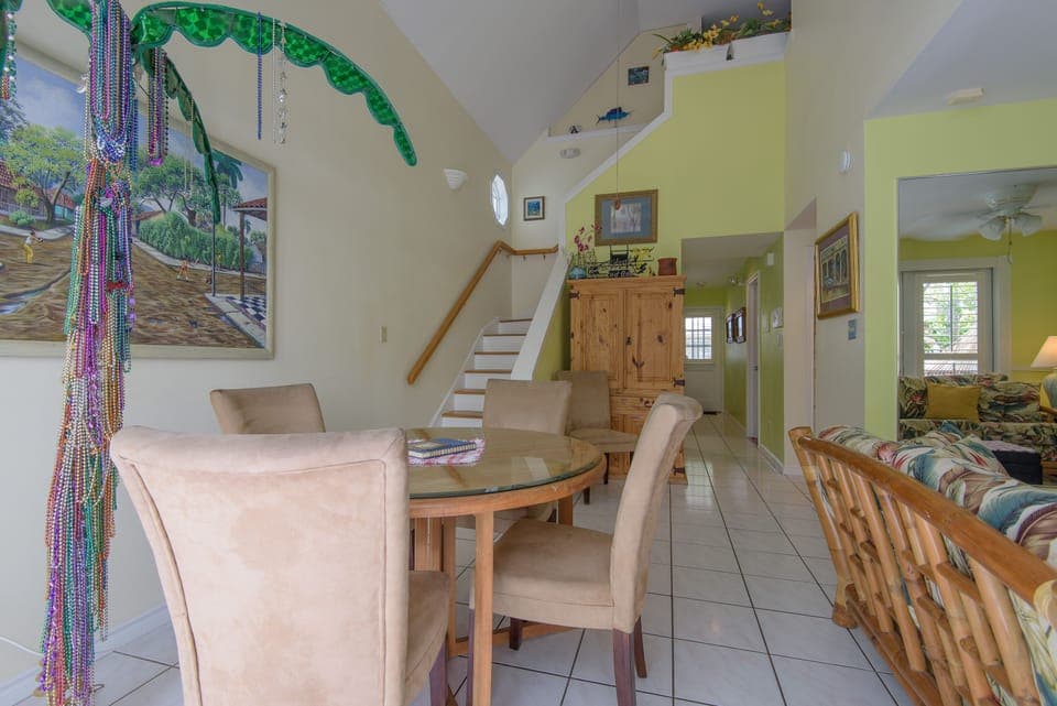 Up to six people can eat in the dining room.