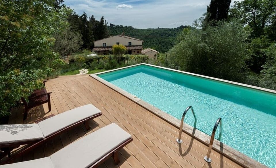 Poggio Canali beautiful pool with breathtaking views of Tuscany