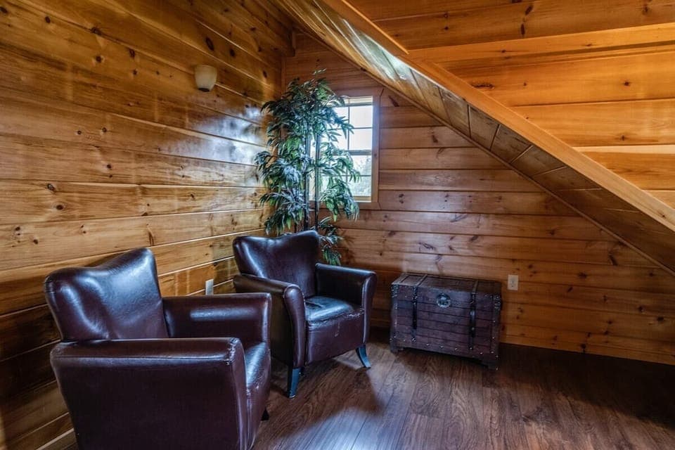 Upstairs Loft area
