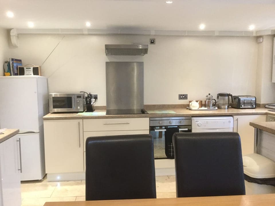 Well equipped kitchen