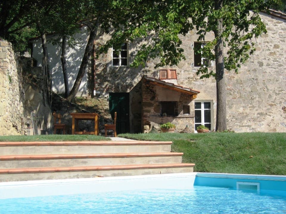 Detail  of terrace and pizza oven