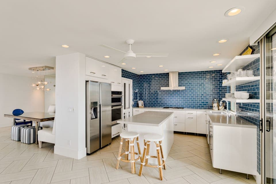 This kitchen comes with all you need to enjoy your stay