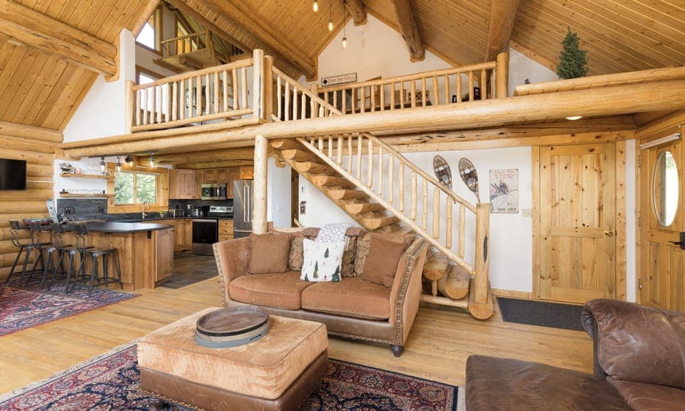 35 White Otter living5