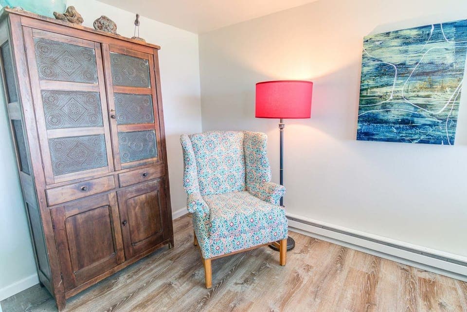 This little nook gives you a space to enjoy a good book!