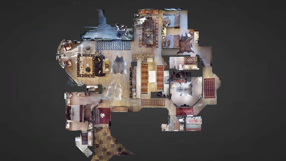 topographical view of space - over 3,000 sq.ft.
