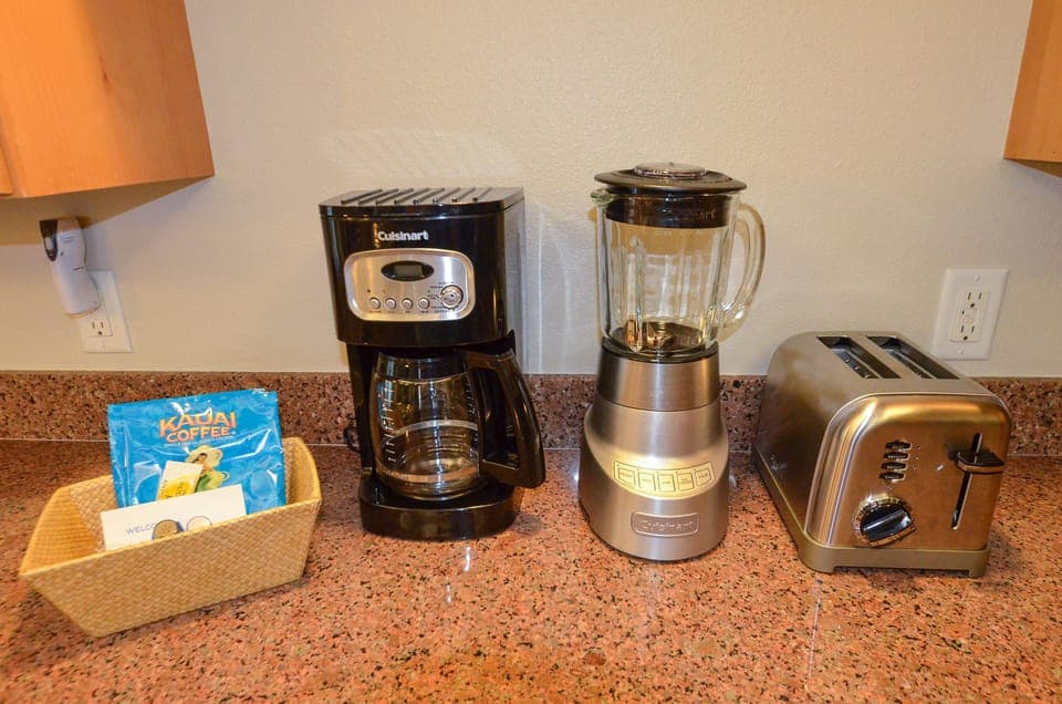 Kitchens come equipped with Automatic Coffee Makers, Blenders, Toasters