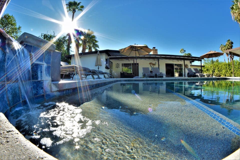 Right on the golf course and a huge backyard! You simply cannot ask for more.