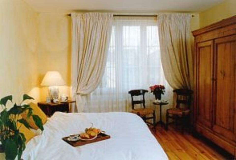 One of the TWO nearly identical LARGE BEDROOMS