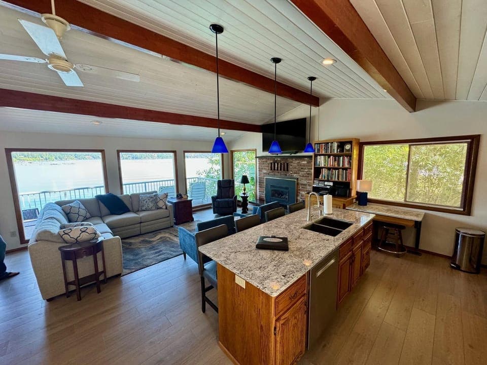 Upstairs Living Room Area