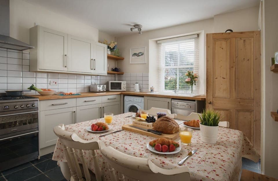our well equipped cottage kitchen