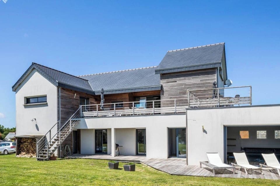 64e6df16 a4fc 4c93 9e97 a6f603c24a25