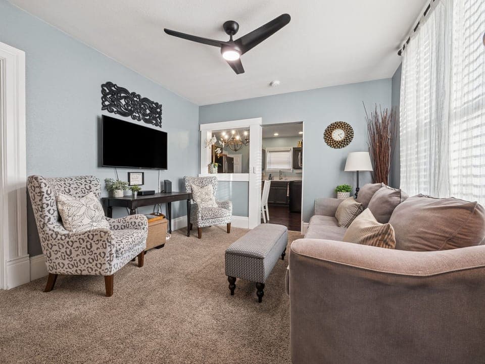 Living Room, looking toward kitchen.