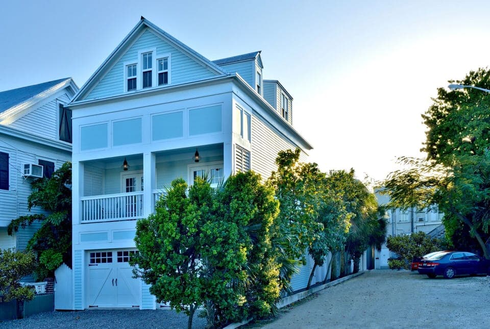 Front view of the house.