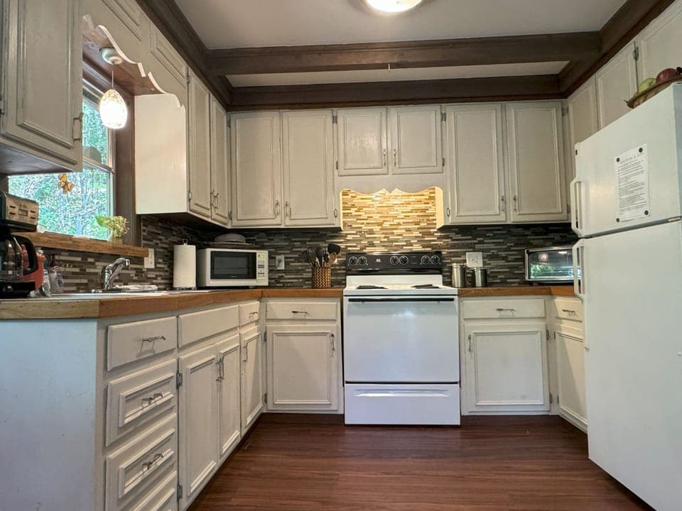 Kitchen (2)