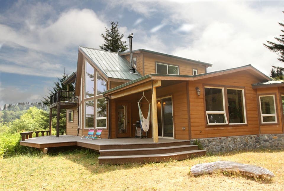 Beautiful cabin in the woods