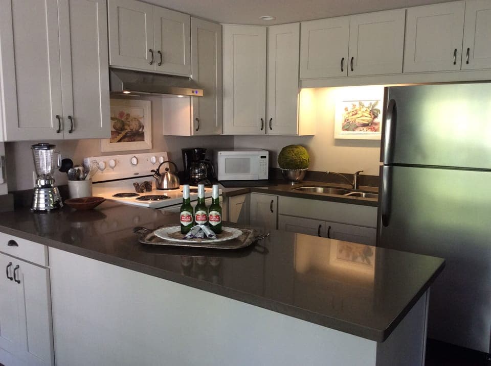 Fully stocked kitchen...