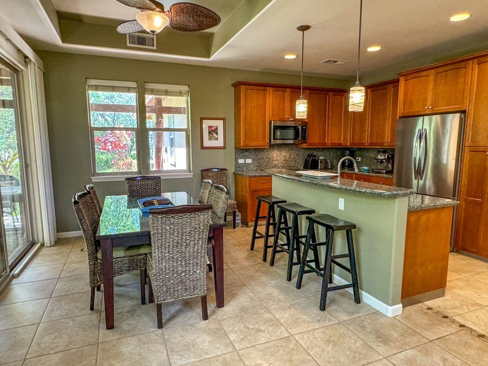 Fully equipped kitchen