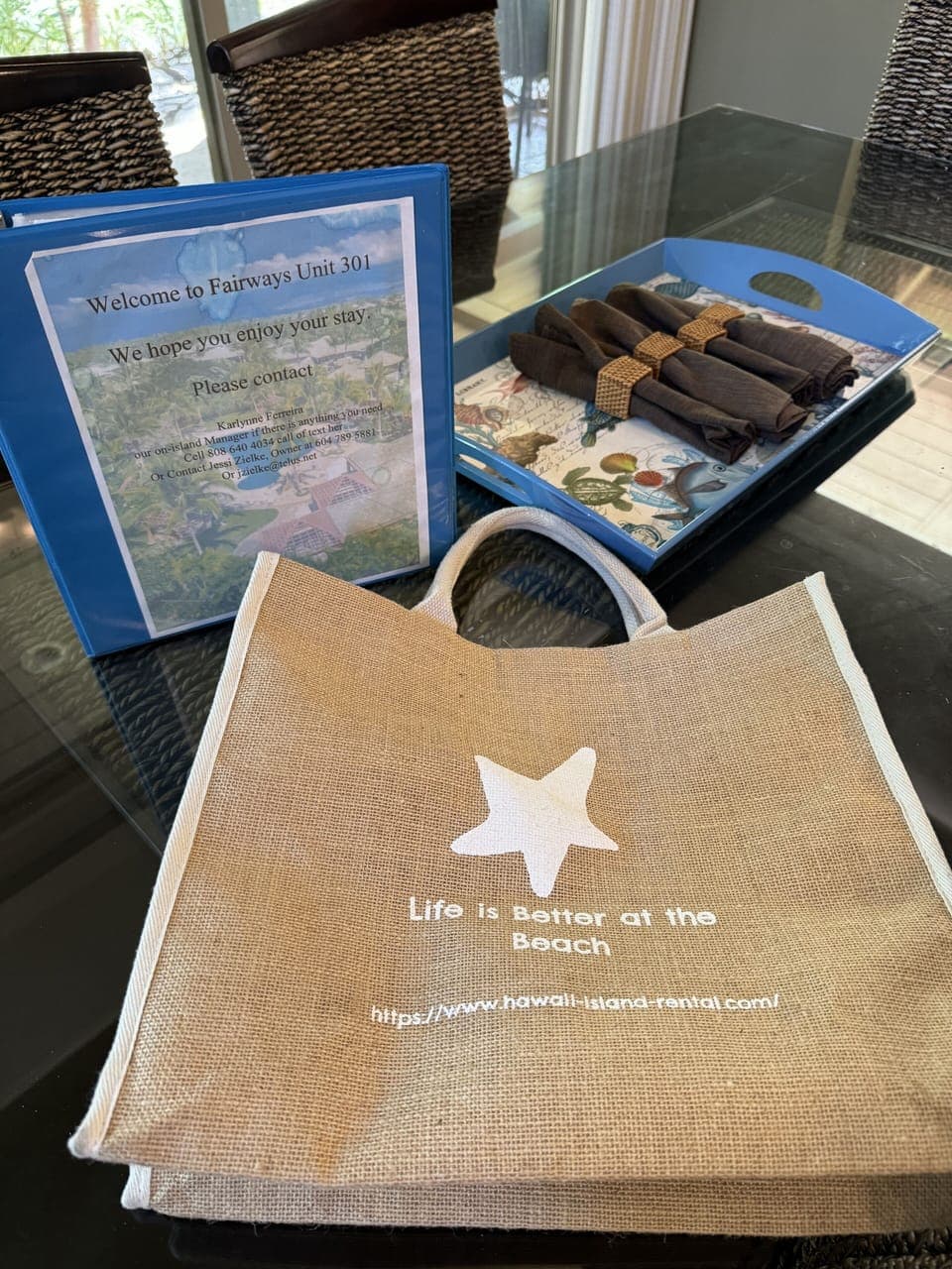 Welcome book to use as a guide and a tote bag to enjoy on-island and take home.